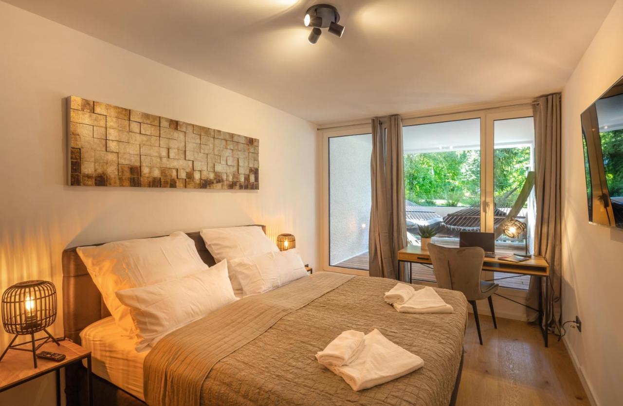 Sweethome - Luxus Pur - Grosse Kueche, 2 Baeder, 2 Terrassen Ottobrunn Exteriér fotografie